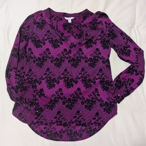 🎀$5 Candie's Purple Long Sleeve Blouse with Elegant Pattern